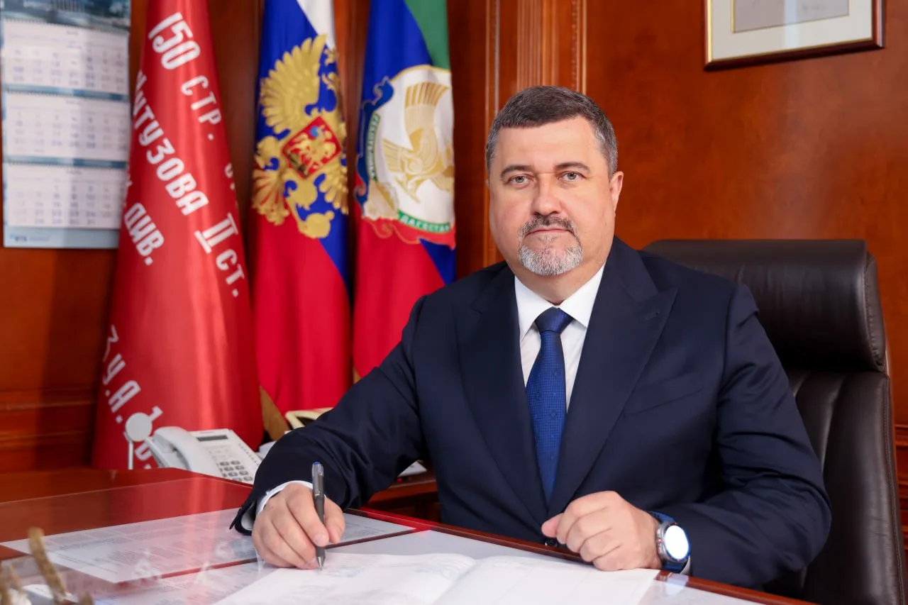 Фёдор Щукин обратился к дагестанцам с поздравлением по случаю Дня государственного флага РФ