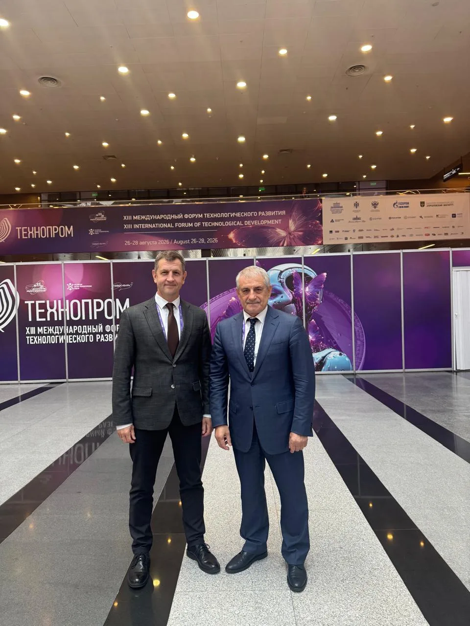 Ризван Газимагомедов участвует в международном форуме «Технопром-2026» в Новосибирске