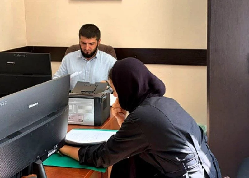 В Махачкале продолжается работа по содействию в трудоустройстве участников СВО и их семей