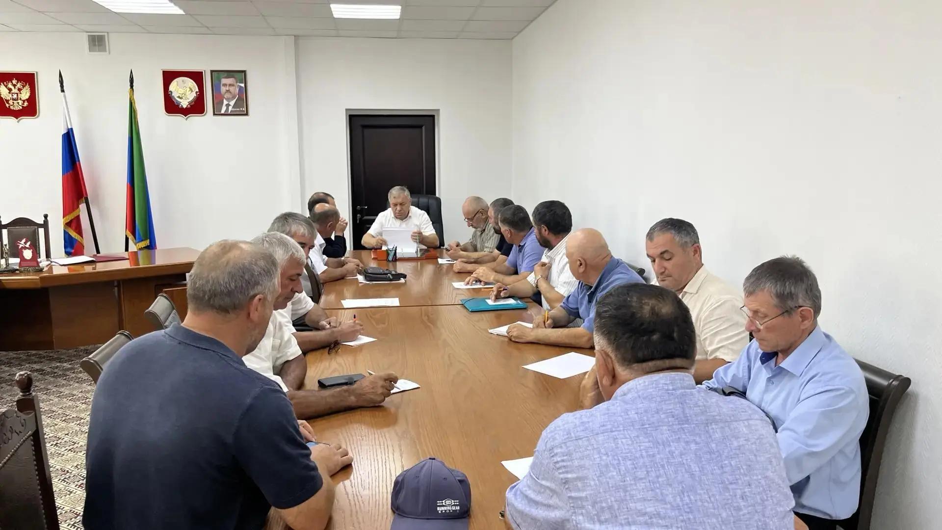 В Рутульском районе обсудили ключевые задачи развития сельских поселений