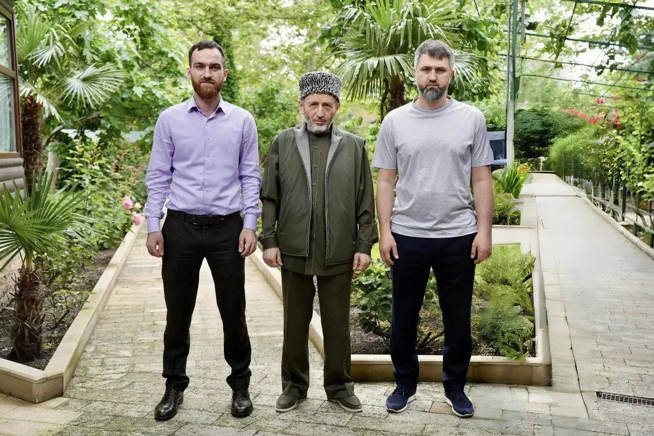 Магомед Рамазанов поздравил с днем рождения муфтия Дагестана, шейх Ахмада Афанди Абдулаева
