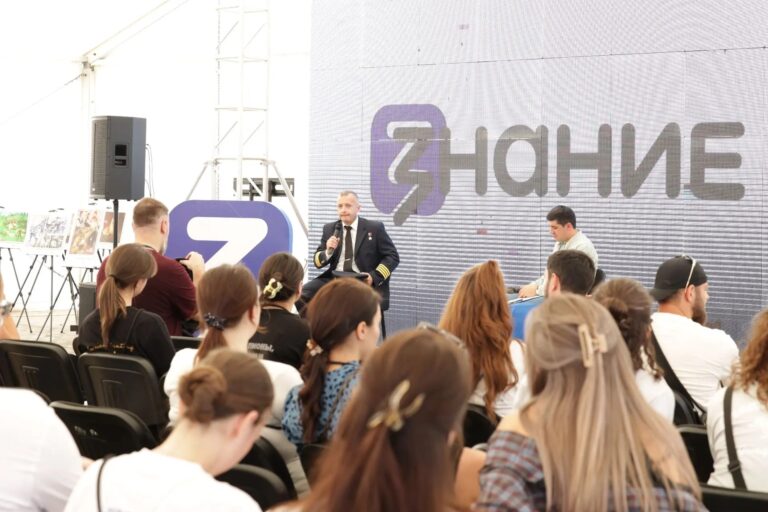 Лекторы Общества «Знание» собрали порядка 1000 участников на форуме «Каспий»