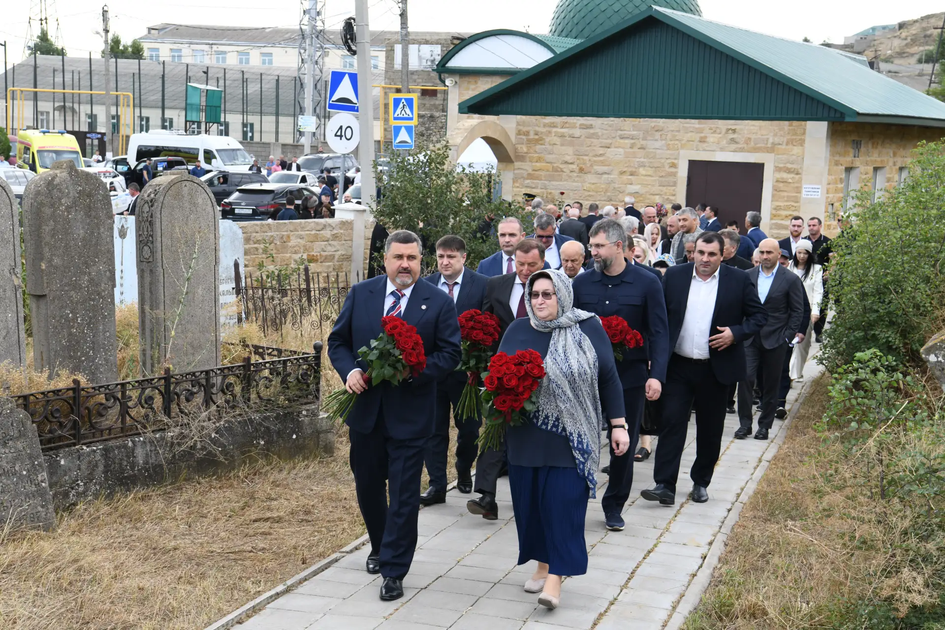Федор Щукин в день рождения Расула Гамзатова отдал дань уважения памяти поэта