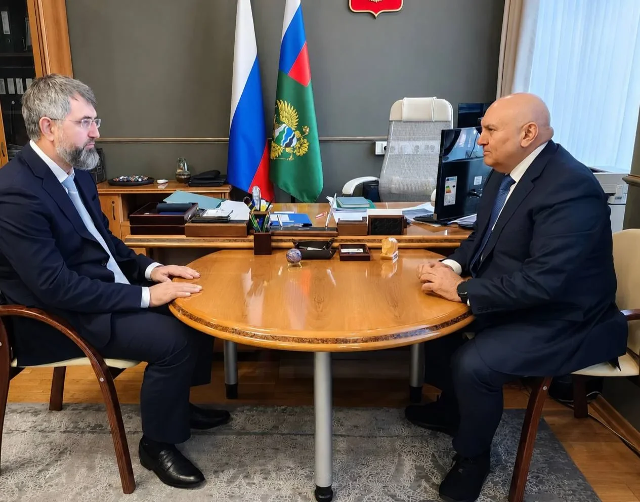 Глава кабмина РД обсудил с Джамбулатом Хатуовым завершение строительства мусоросортировочных комплексов