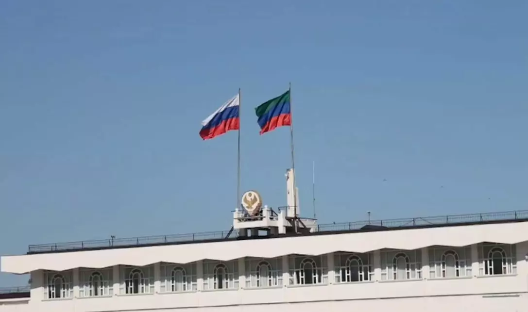 В Дагестане парламент поддержал указ Сергея Меликова и учредил почетный знак "За милосердие и благодеяние"