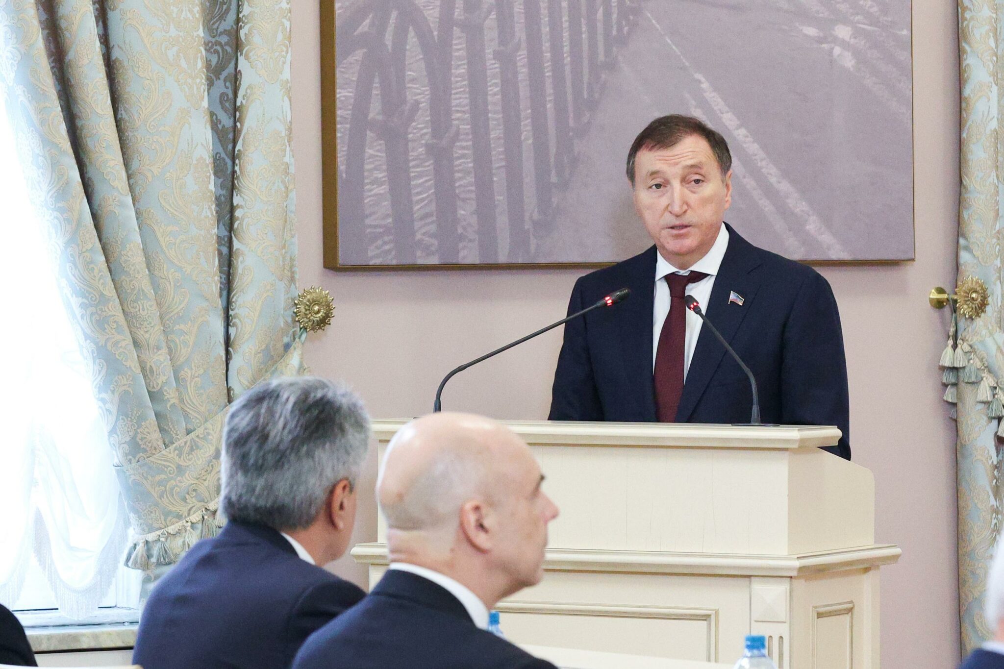 Заур Аскендеров  поблагодарил Владимира Путина за поддержку республики