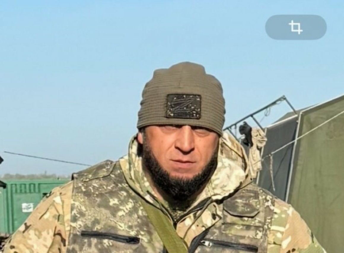 Доброволец из Дагестана Раидин Гасанов награжден медалью ордена «За заслуги перед Херсонской областью»