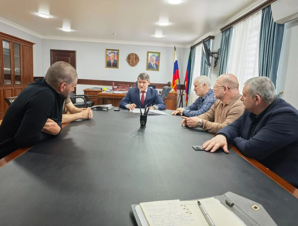 Врип главы Кизилюртовского района распорядился электрифицировать улицу в Нижнем Чирюрте после обращения бойцов СВО