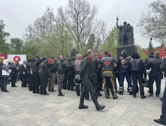 Махачкала на скорости ветра: байкеры «Ночных Волков» заехали в город