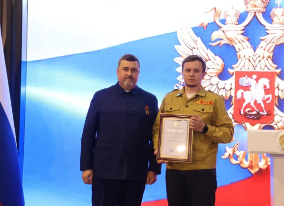 Фёдор Щукин вручил госнаграды дагестанцам в канун Дня Победы