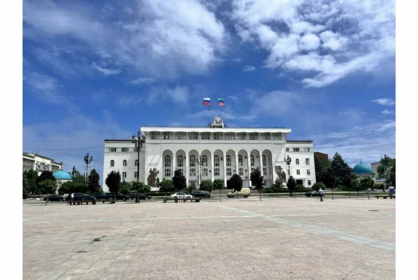 Магомед Рамазанов утвердил состав секретариата главы кабмина РД