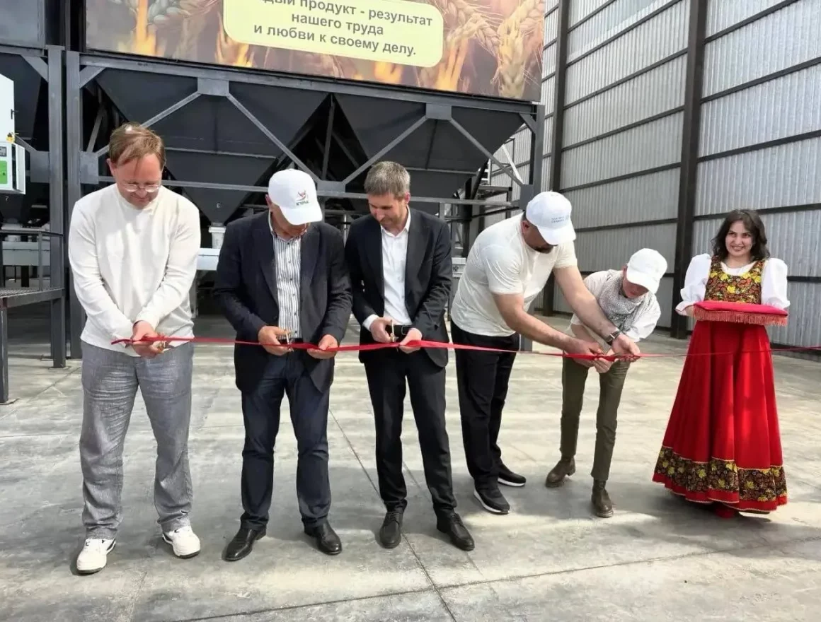 В Тарумосквом районе РД открыли современный рисоперерабатывающий завод