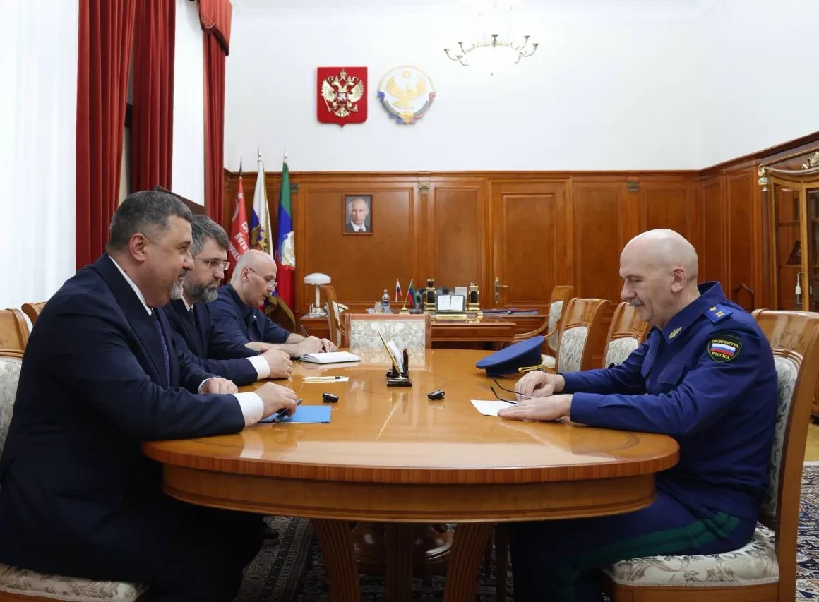 Фёдор Щукин провел рабочую встречу с заместителем Генпрокурора России Сергеем Бажутовым