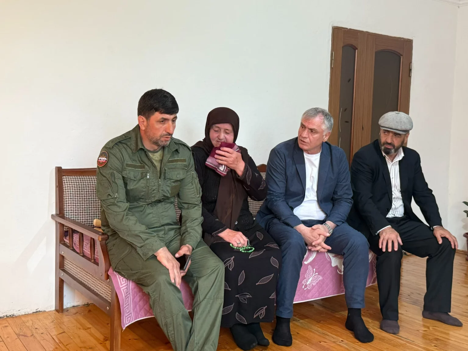 Власти Тляратинского района встретились с семьями погибших участников СВО
