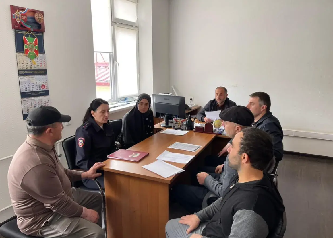 В ТЦЗН Рутульского района обсудили вопросы занятости населения
