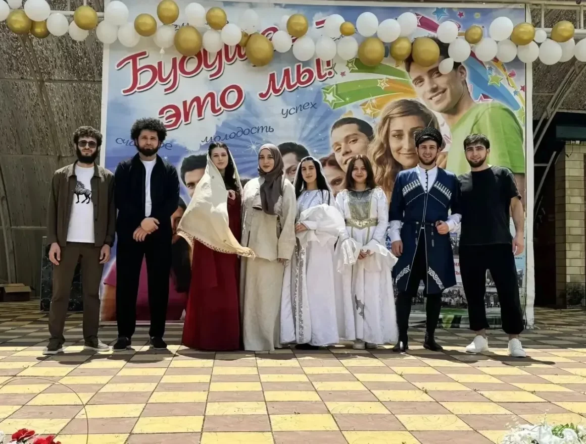 Студенческий десант ДГПУ подарил праздник детям Хивского района