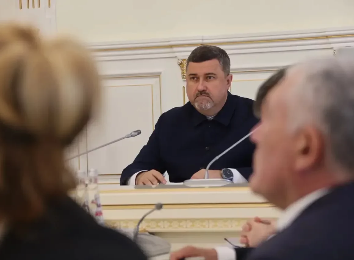 Фёдор Щукин поручил ускорить работу по строительству контейнерных площадок в РД