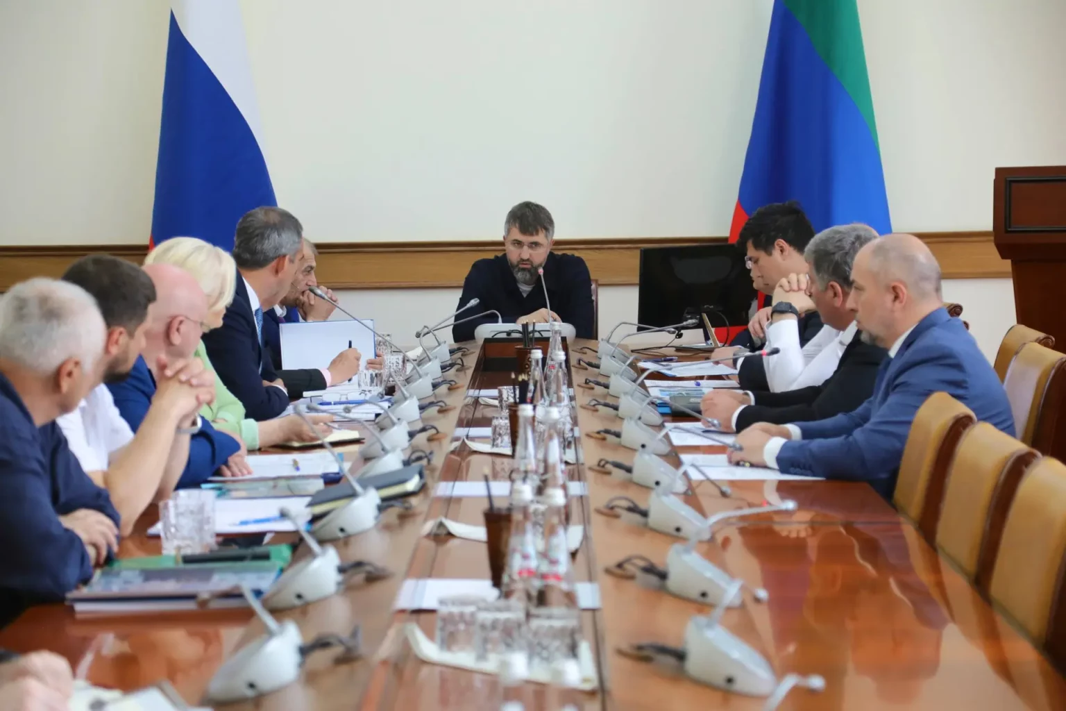 Магомед Рамазанов поручил подготовить предложения по школе - долгострою в селе Бильбиль-Казмаляр