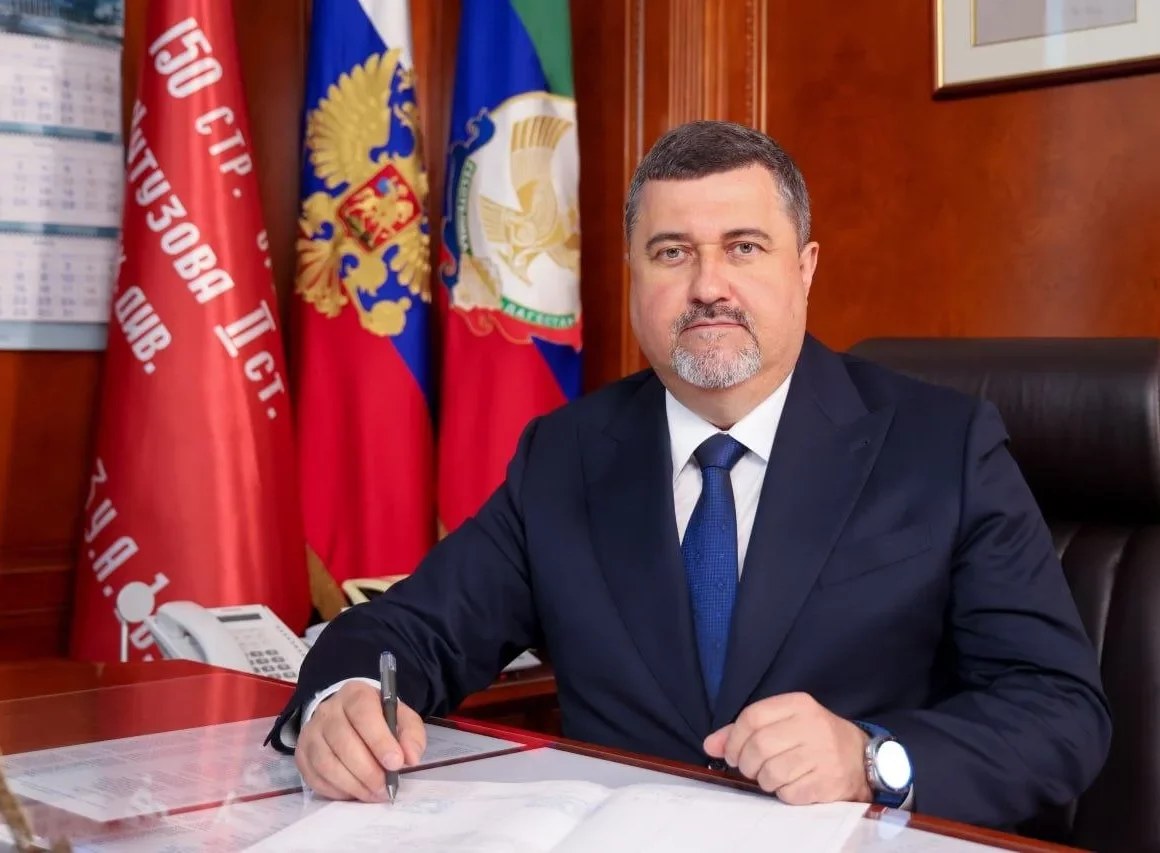 Врио Главы РД Федор Щукин поздравил жителей республики с Днем молодежи