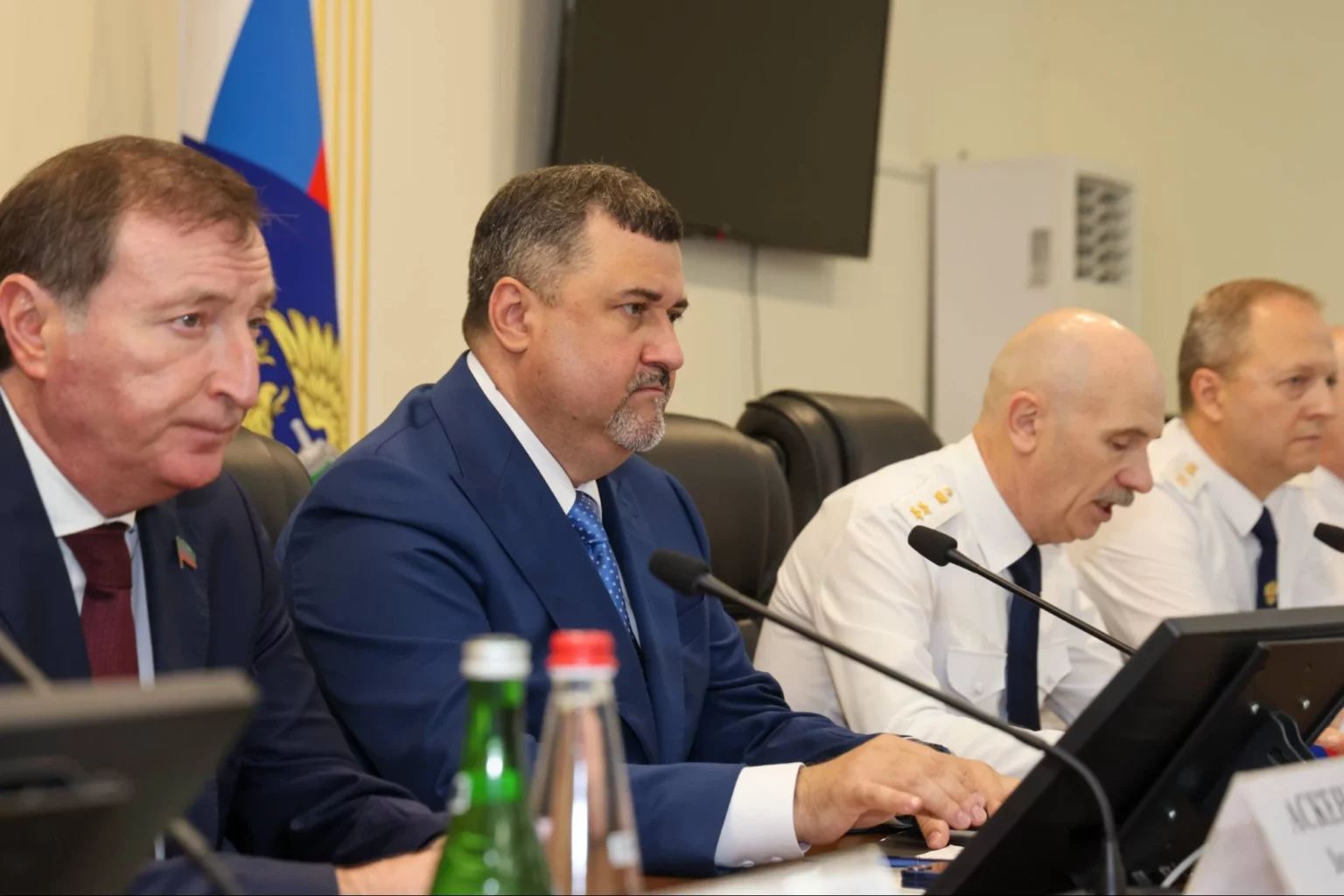 Врио Главы РД Федор Щукин представил нового прокурора республики